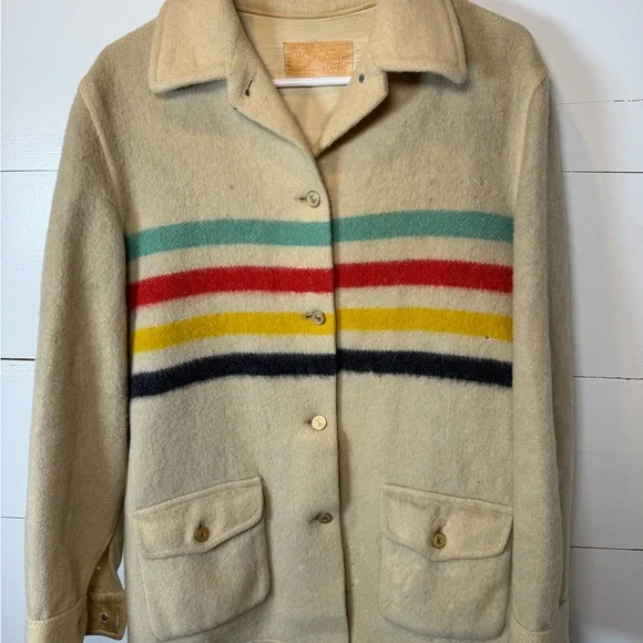 Vintage Hudson’s Bay Point Blanket Jacket – “Free Leonard Peltier” – Wool Coat - Picture 9 of 11